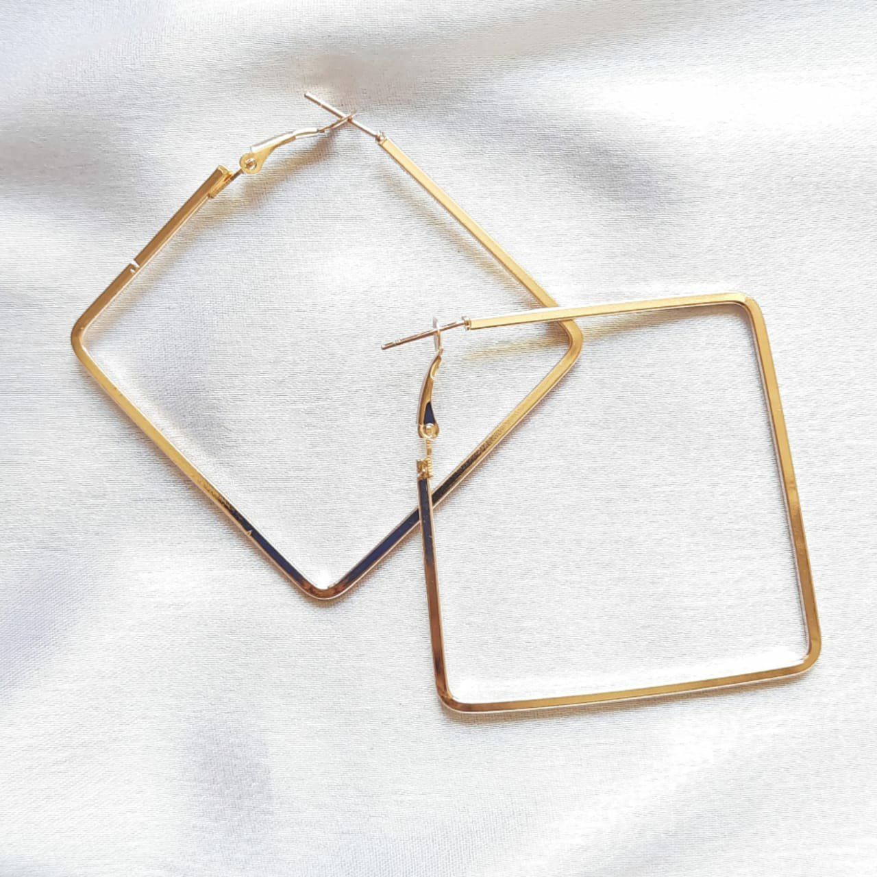 9ct Gold 15mm Square Hoop Earrings | Goldmark (AU)