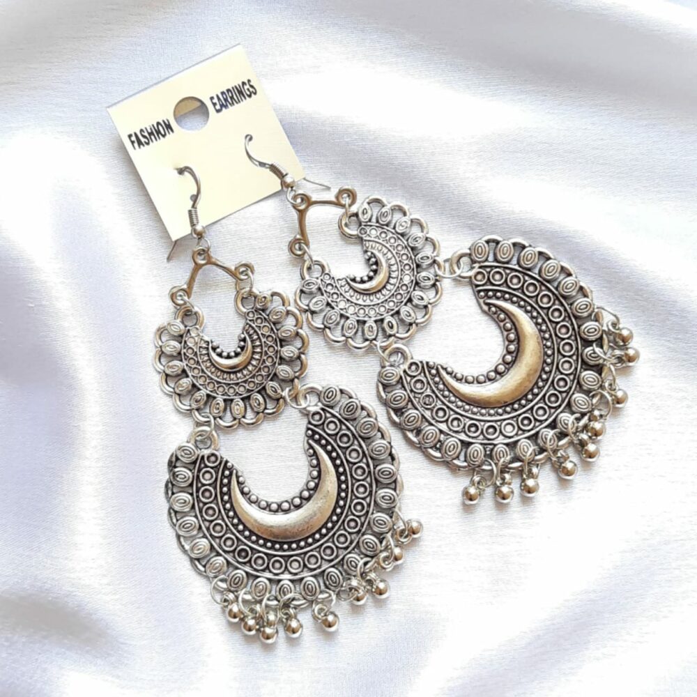 Silver Chaand Earings