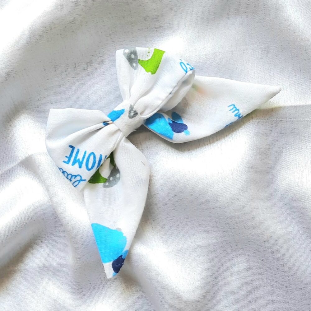 Small Tail Cartoon Bow Clip || Blue