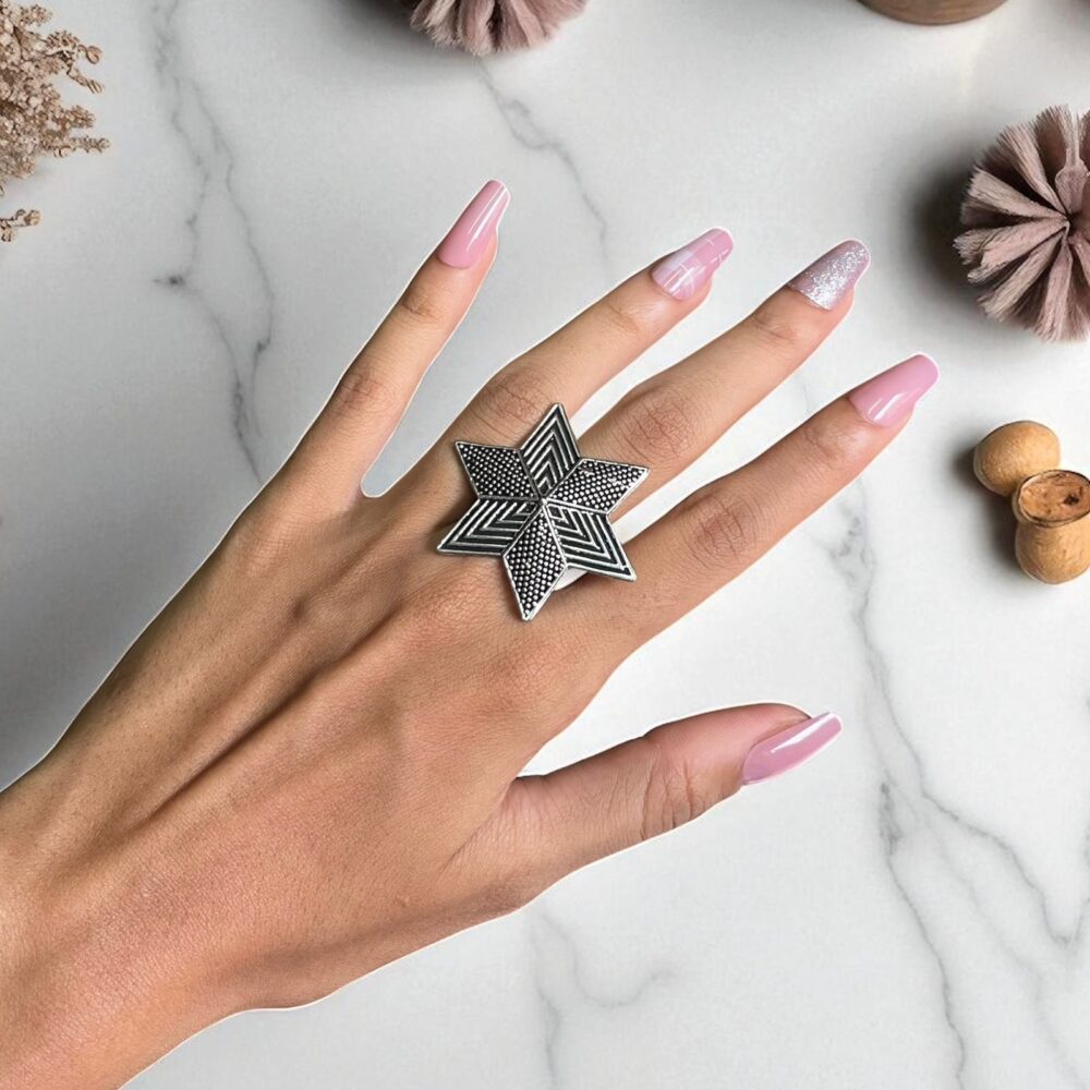 Oxidized Silver Finger Ring - Adjustable Size (Design 3)